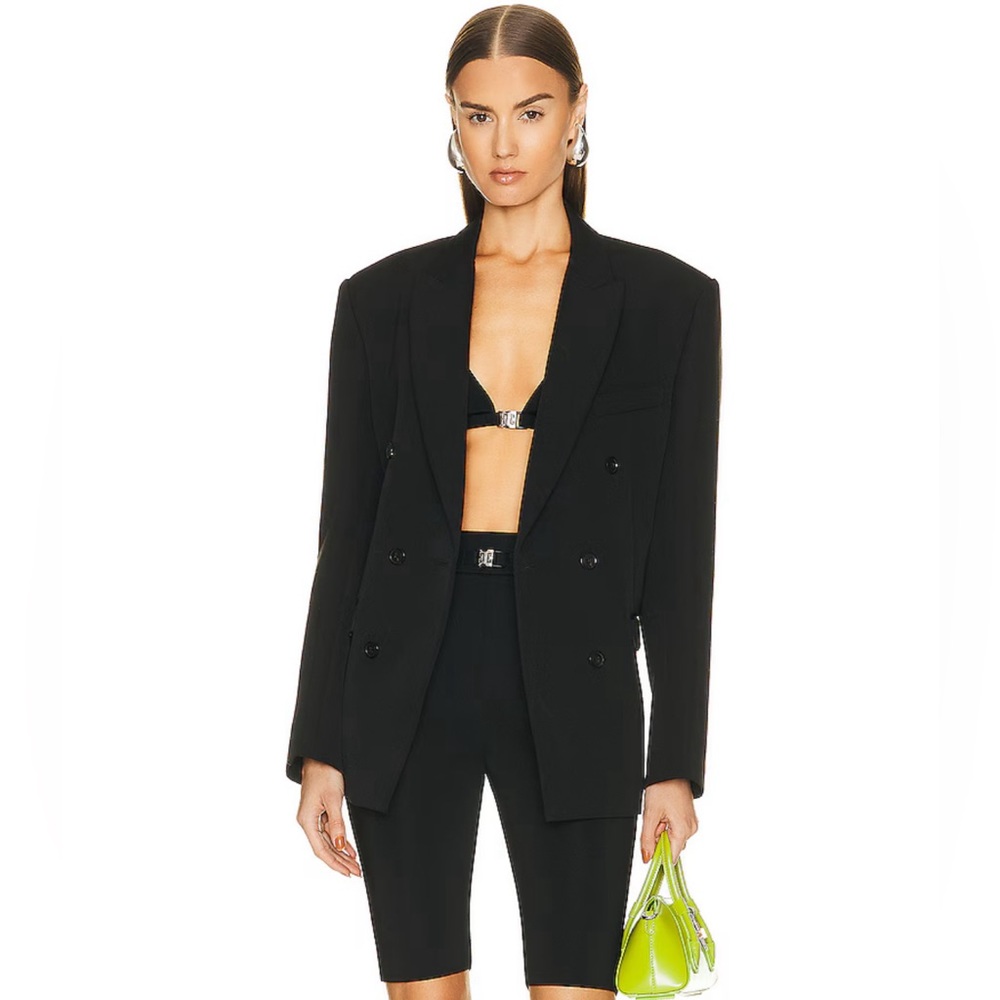NWT GIVENCHY Black Belted Bike Short. Size Medium